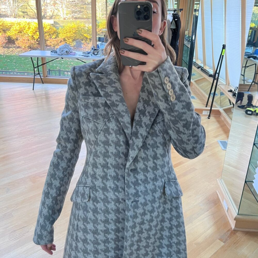 Altuzzara grey design short coat